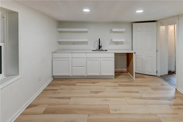 $500,000 | 5000 Fontana Street, Roeland Park, KS 66205