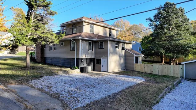 $500,000 | 5000 Fontana Street, Roeland Park, KS 66205