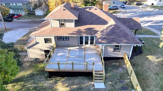 $500,000 | 5000 Fontana Street, Roeland Park, KS 66205