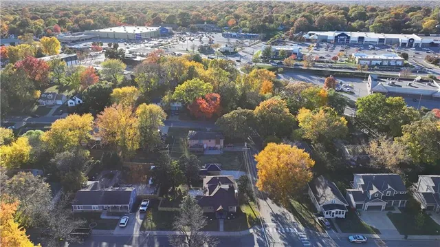 $500,000 | 5000 Fontana Street, Roeland Park, KS 66205