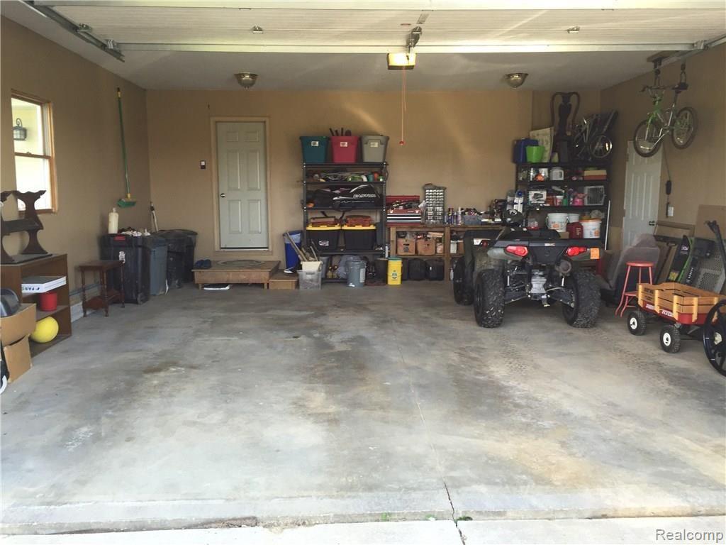 4678 Willis Road North Branch, MI 48461 - Photo 28 of 41 Garage