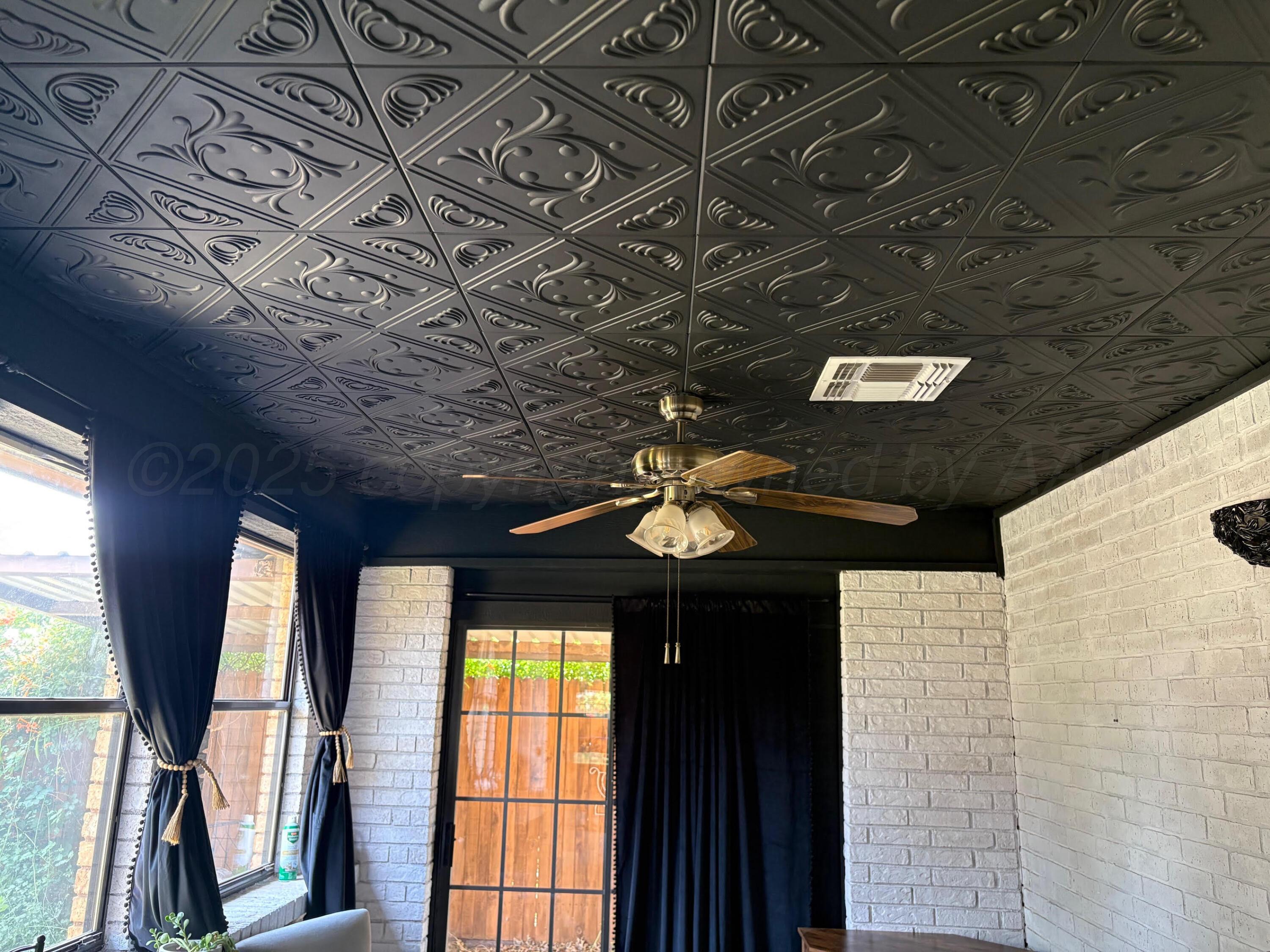 1402 Ave K Northwest Childress, TX 79201 - Photo 19 of 34 a view of an entryway