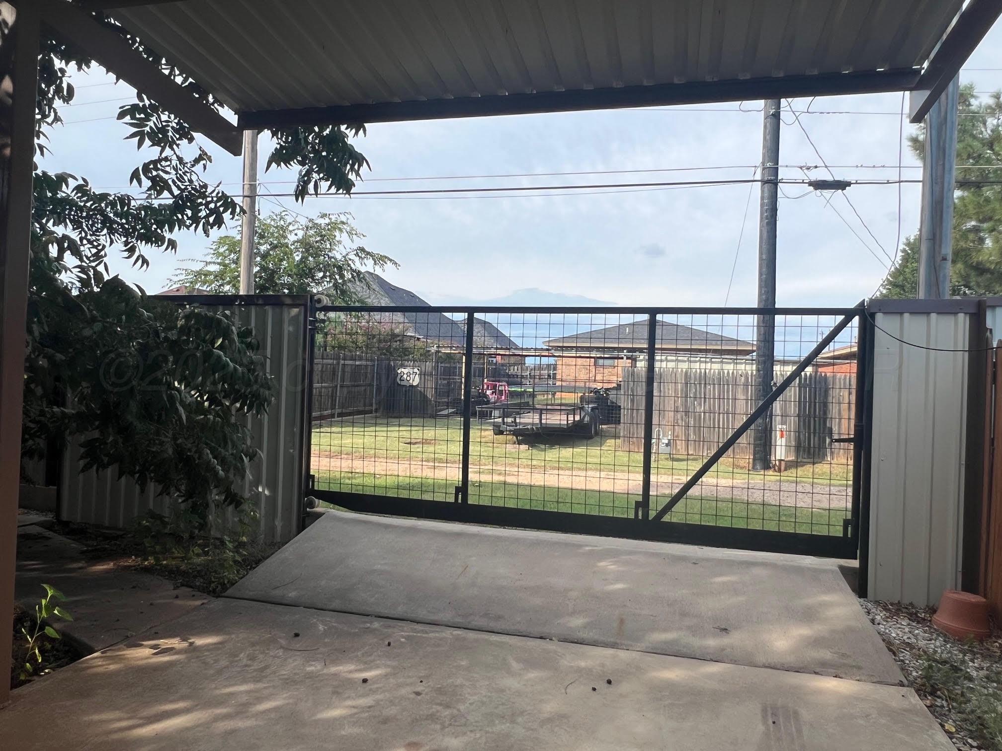 1402 Ave K Northwest Childress, TX 79201 - Photo 29 of 34 a view of entryway with a court