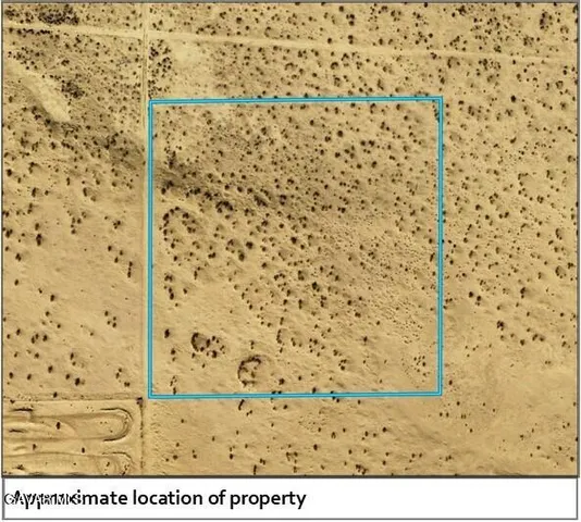 a black and white photo of a room