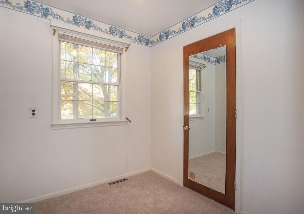 305 Dove Drive Newark, DE 19713 - Photo 23 of 37