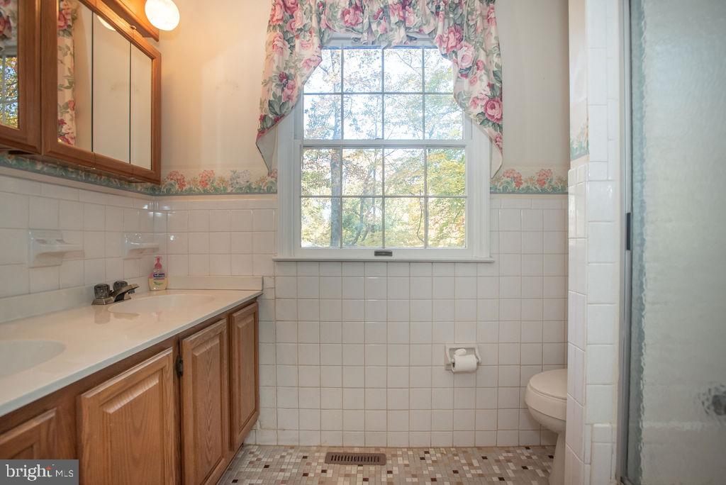 305 Dove Drive Newark, DE 19713 - Photo 29 of 37