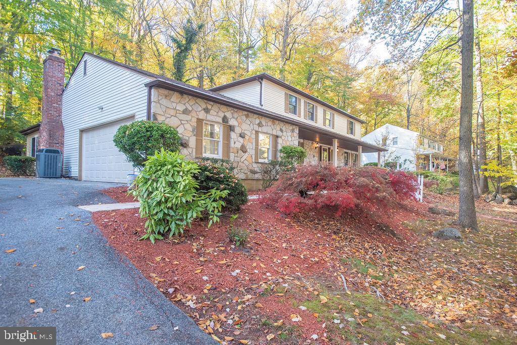 305 Dove Drive Newark, DE 19713 - Photo 3 of 37