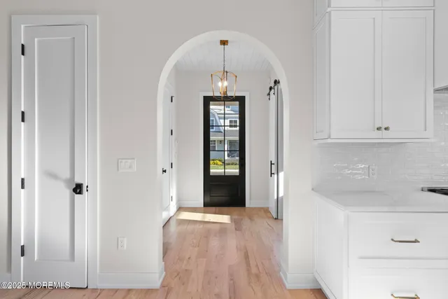 a view of an entryway of the house