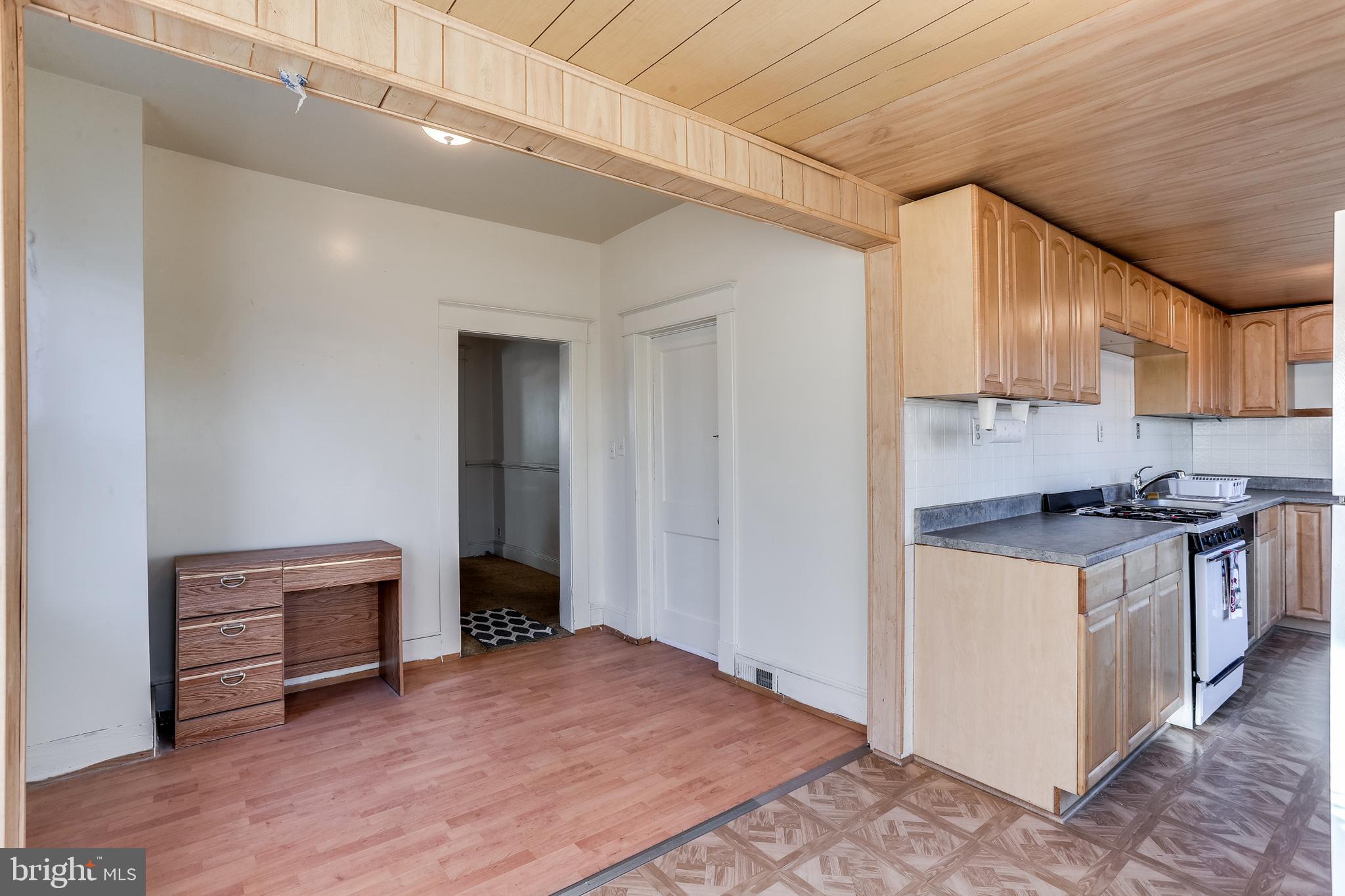 6906 North Point Road Edgemere, MD 21219 - Photo 10 of 23
