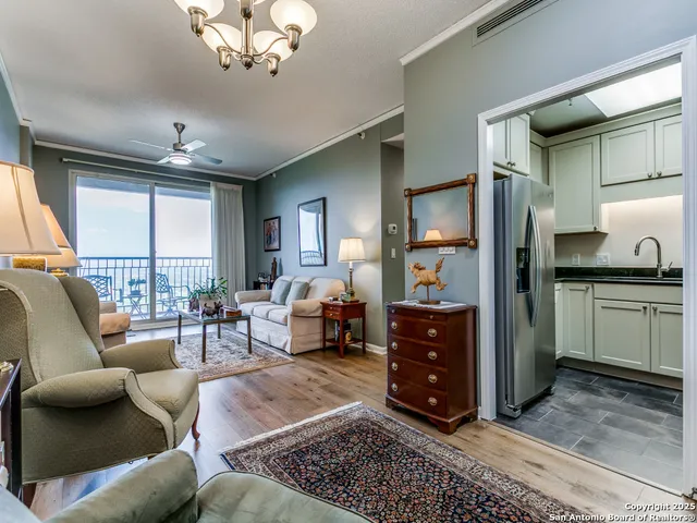 $100,000 | 1 Towers Park Lane, Unit 1901, San Antonio, TX 78209