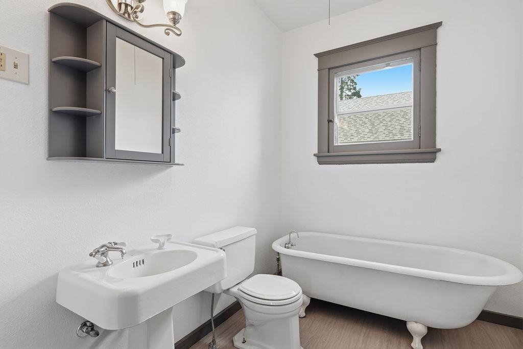 313 East Gordon Avenue Spokane, WA 99207 - Photo 17 of 38