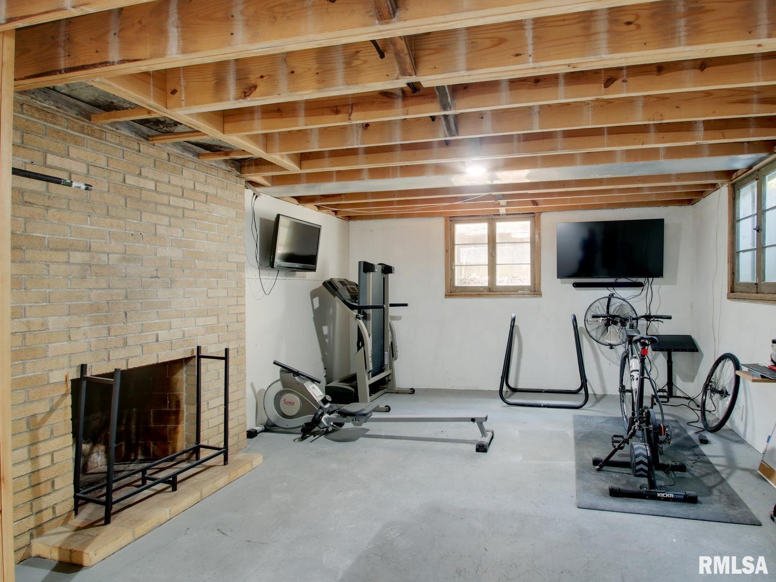 95 Woodlawn Road Quincy, IL 62301 - Photo 20 of 30