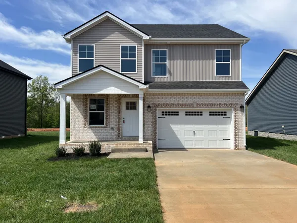 $319,400 | 326 Cardinal Crk Drive, Clarksville, TN 37040