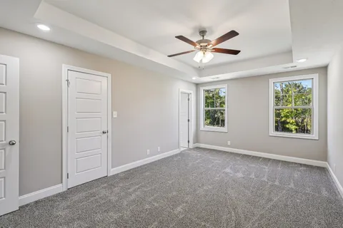 $319,400 | 326 Cardinal Crk Drive, Clarksville, TN 37040