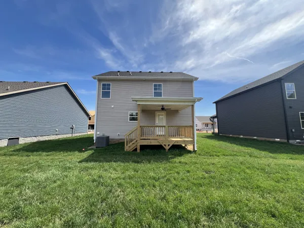 $319,400 | 326 Cardinal Crk Drive, Clarksville, TN 37040