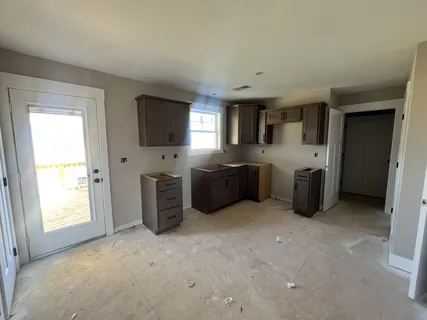 $319,400 | 326 Cardinal Crk Drive, Clarksville, TN 37040