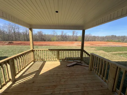 $319,400 | 326 Cardinal Crk Drive, Clarksville, TN 37040