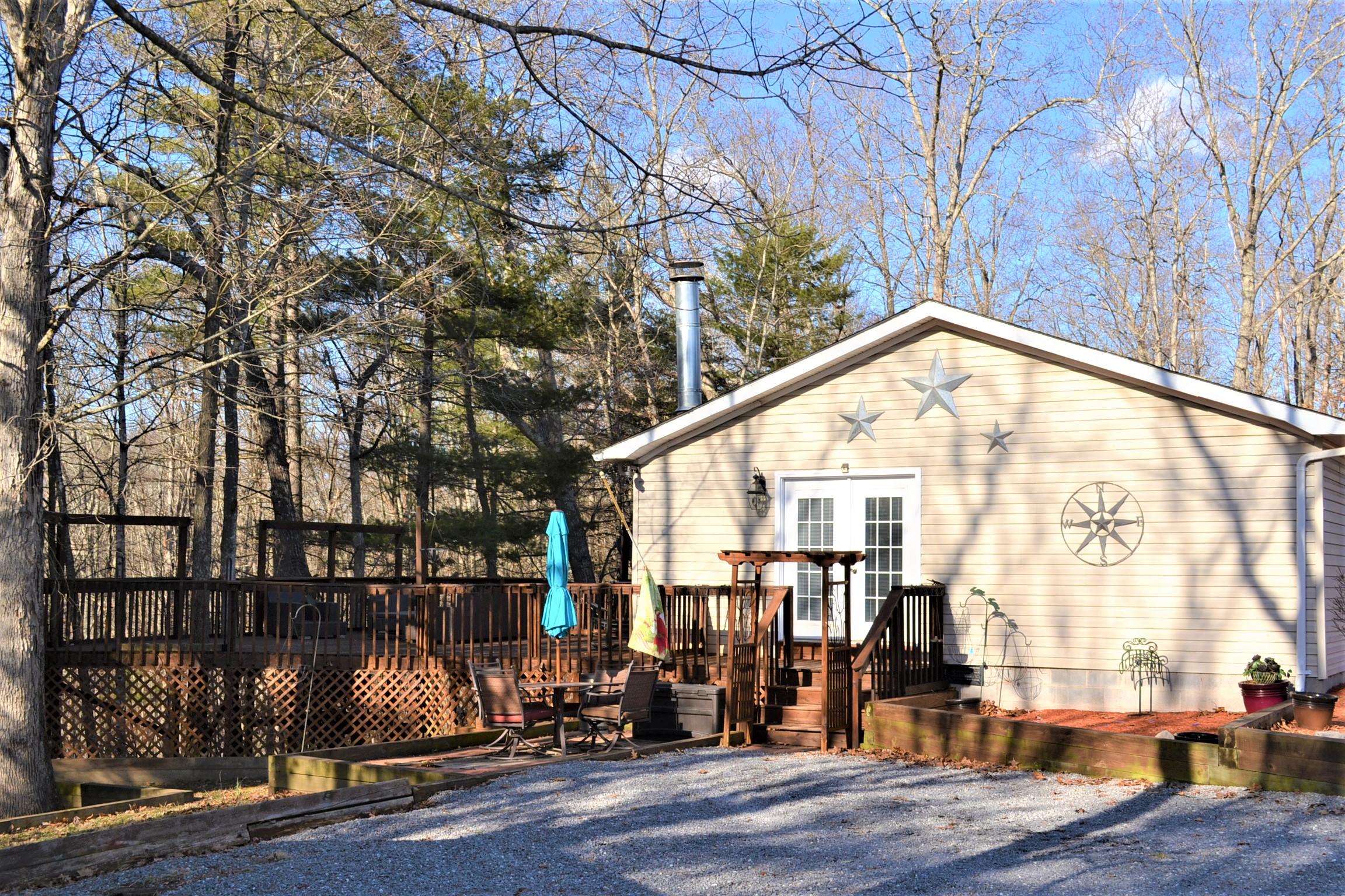 2995 Vago Road Frankford, WV 24938 - Photo 3 of 32 Gallery Image 3