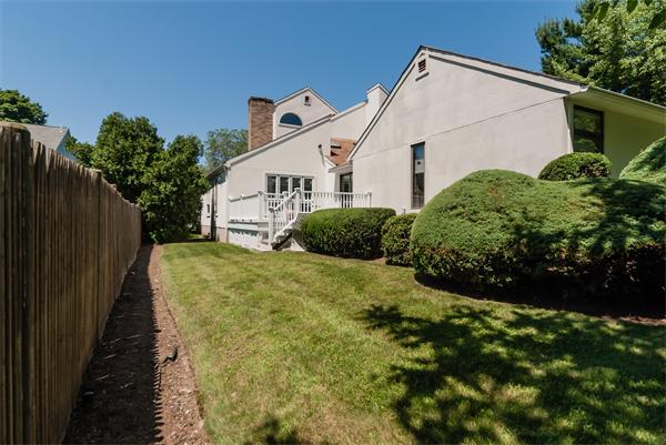 123 Esty Farm Road Newton, MA 02459 - Photo 12 of 16 Gallery Image 12