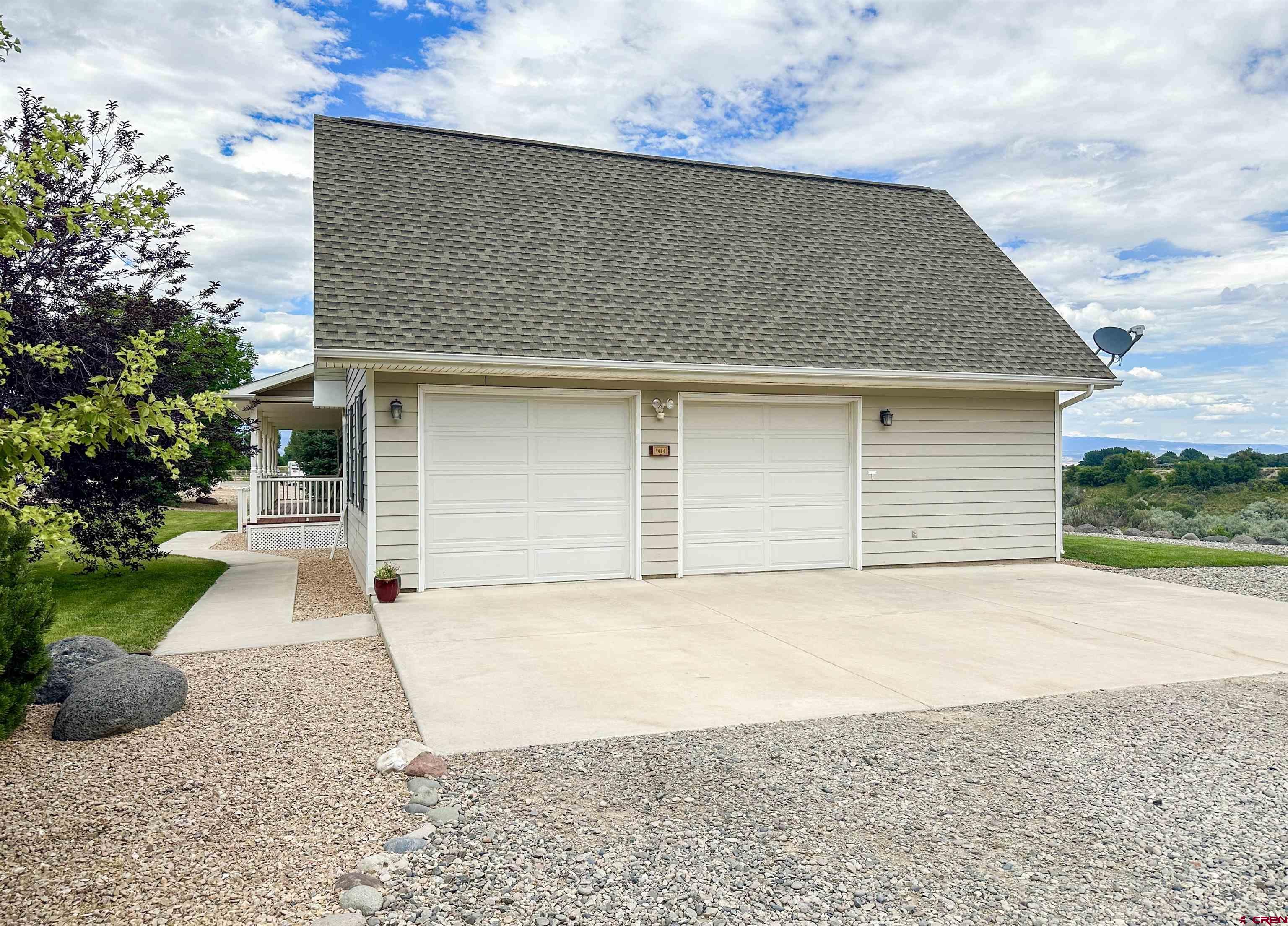 1484 1600th Road Delta, CO 81416 - Photo 43 of 45 front view of house