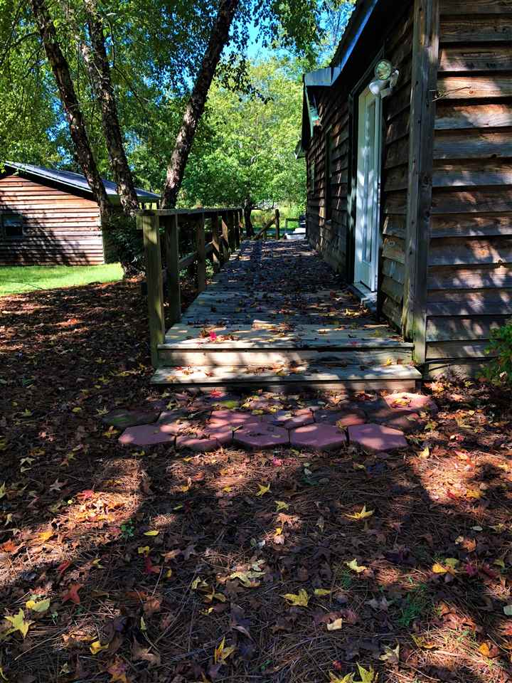 471 Chapel Road Greer, SC 29651 - Photo 8 of 18
