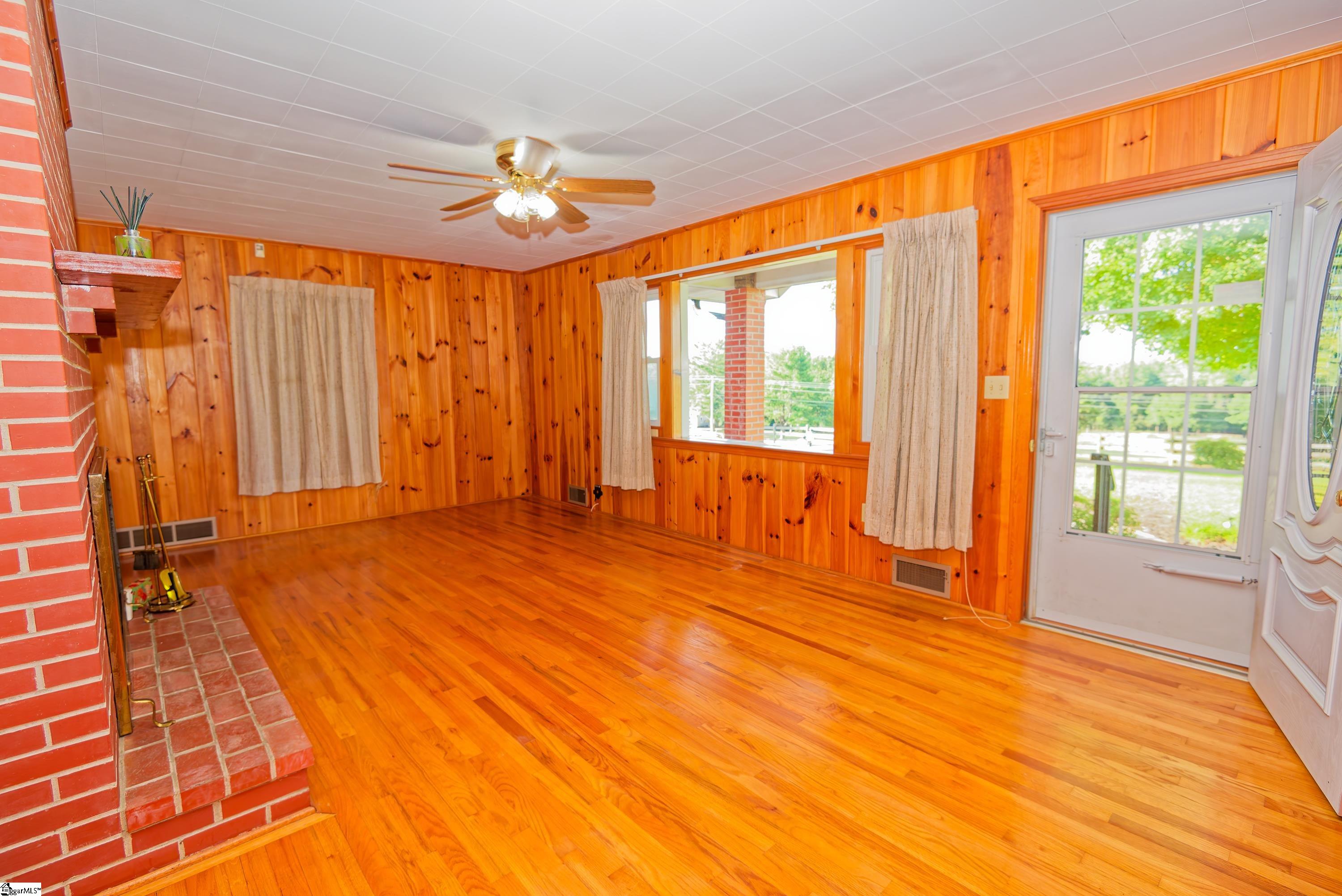 236 Jackson Grove Road Columbus, NC 28722 - Photo 9 of 44 Gallery Image 9