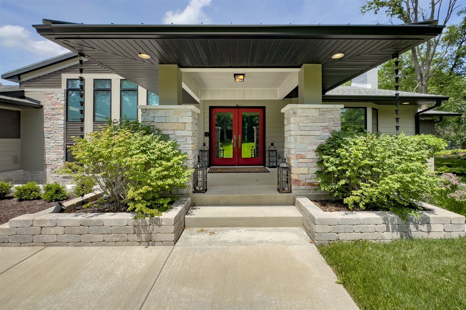 40 Sunset Road Bloomington, IL 61701 - Photo 2 of 85 Gallery Image 2