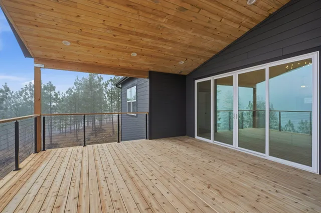 $779,000 | 6520 B Pne Rdg Way, Nine Mile Falls, WA 99026