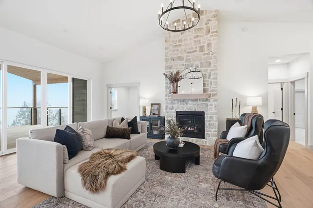 $779,000 | 6520 B Pne Rdg Way, Nine Mile Falls, WA 99026