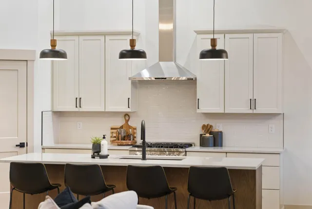 $779,000 | 6520 B Pne Rdg Way, Nine Mile Falls, WA 99026