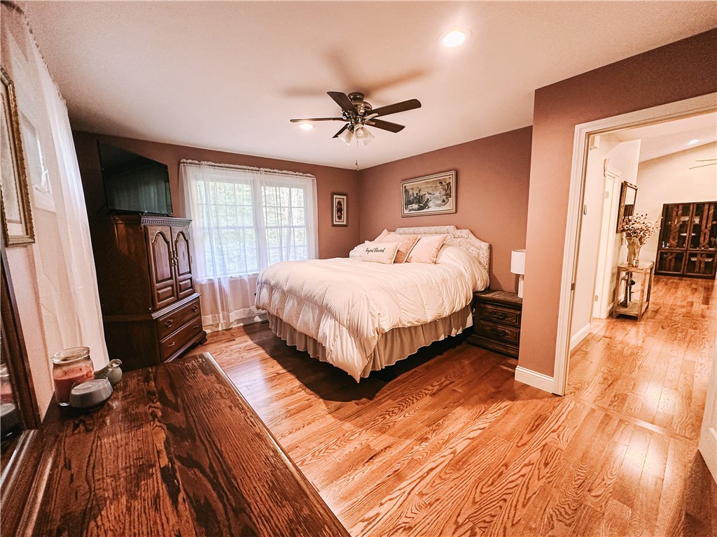 90 Red Maple Terrace North Kingstown, RI 02852 - Photo 11 of 22