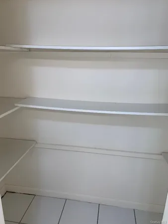 $3,150 | 106 Arlington Court, Bardonia, NY 10954