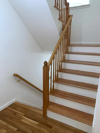 $3,150 | 106 Arlington Court, Bardonia, NY 10954