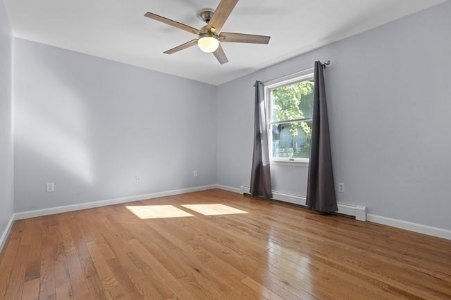 100 Harris Road Lynn, MA 01904 - Photo 8 of 35