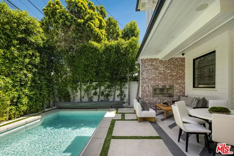 $5,195,000 | 8147 West 4th Street, Los Angeles, CA 90048