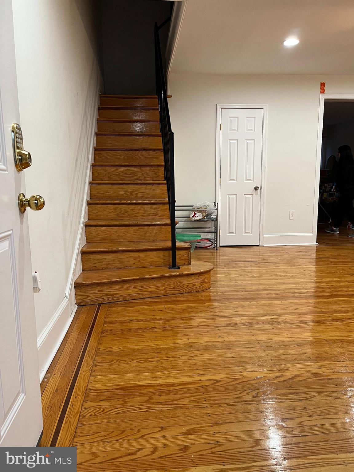 7528 Beverly Road Philadelphia, PA 19138 - Photo 4 of 12 Gallery Image 4