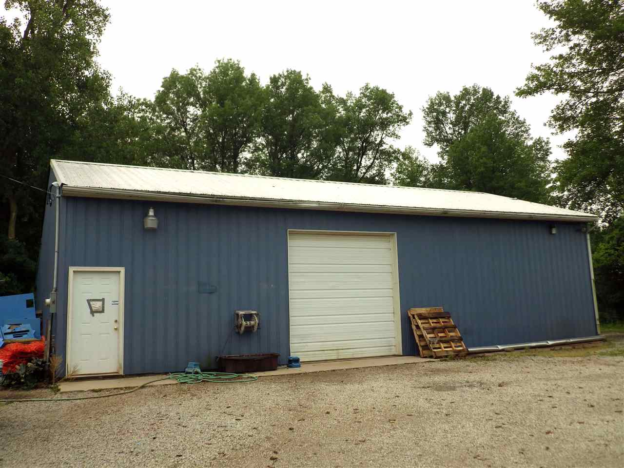 6007 Goshen Road Fort Wayne, IN 46818 - Photo 10 of 17