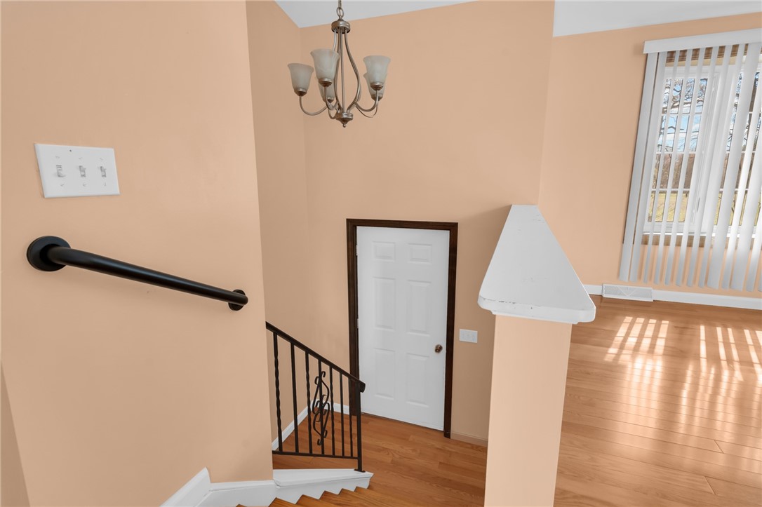 175 Monroe Street Warwick, RI 02888 - Photo 9 of 32