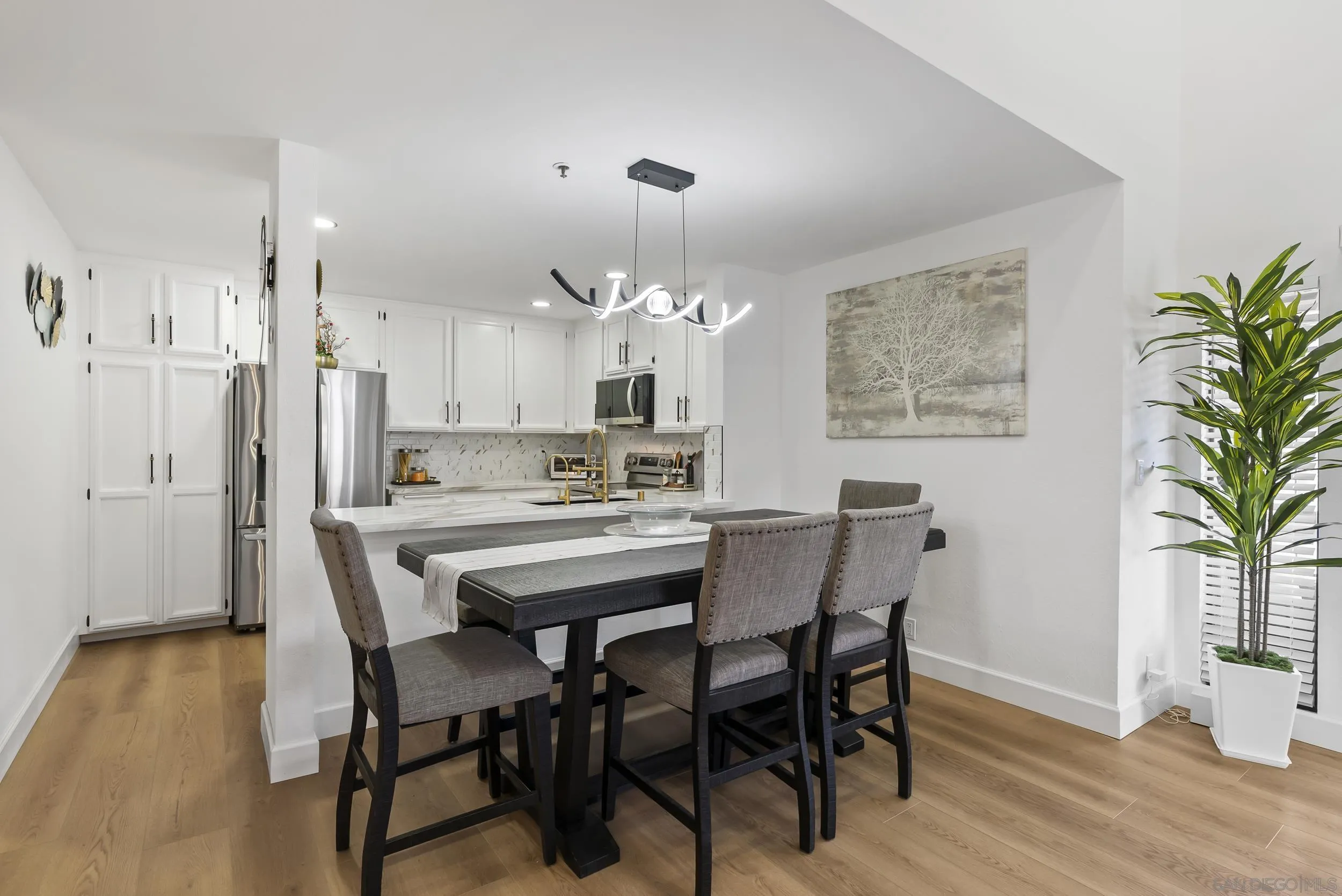5645 Friars Road, Unit 387 San Diego, CA 92110 - Photo 4 of 33 Gallery Image 4