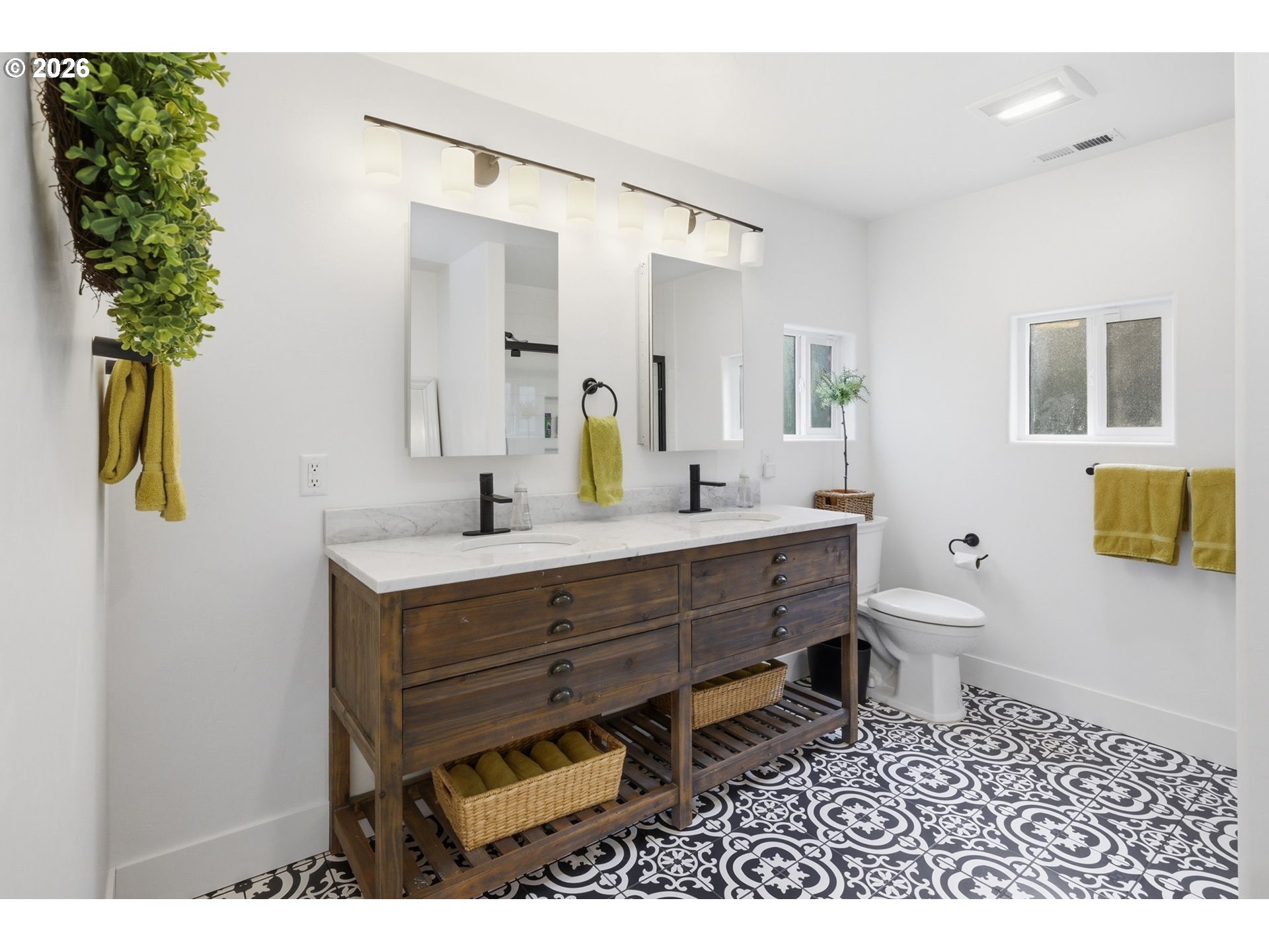 88160 Huston Road Veneta, OR 97487 - Photo 25 of 38 Bathroom