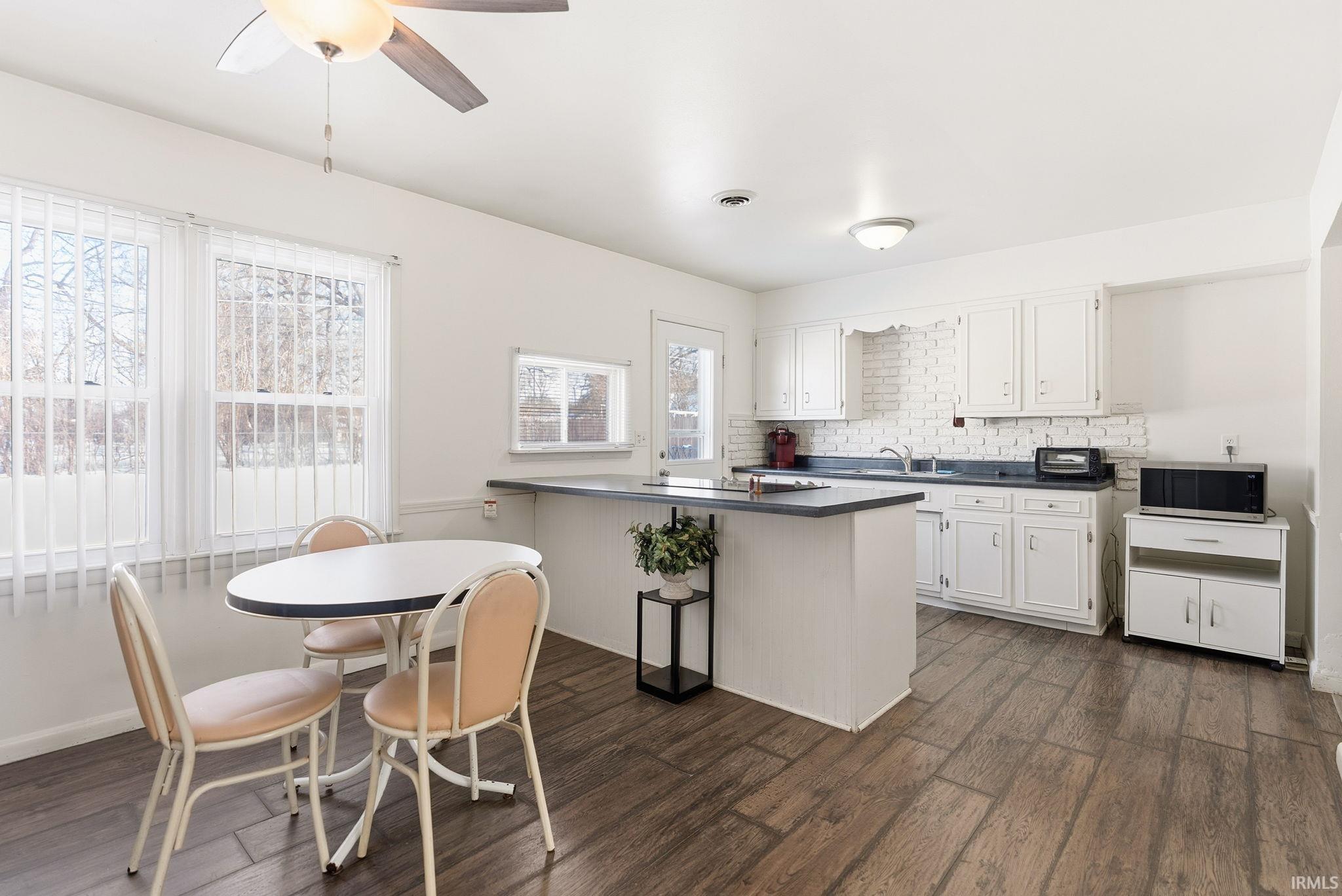 1039 Faurote Avenue Decatur, IN 46733 - Photo 12 of 28