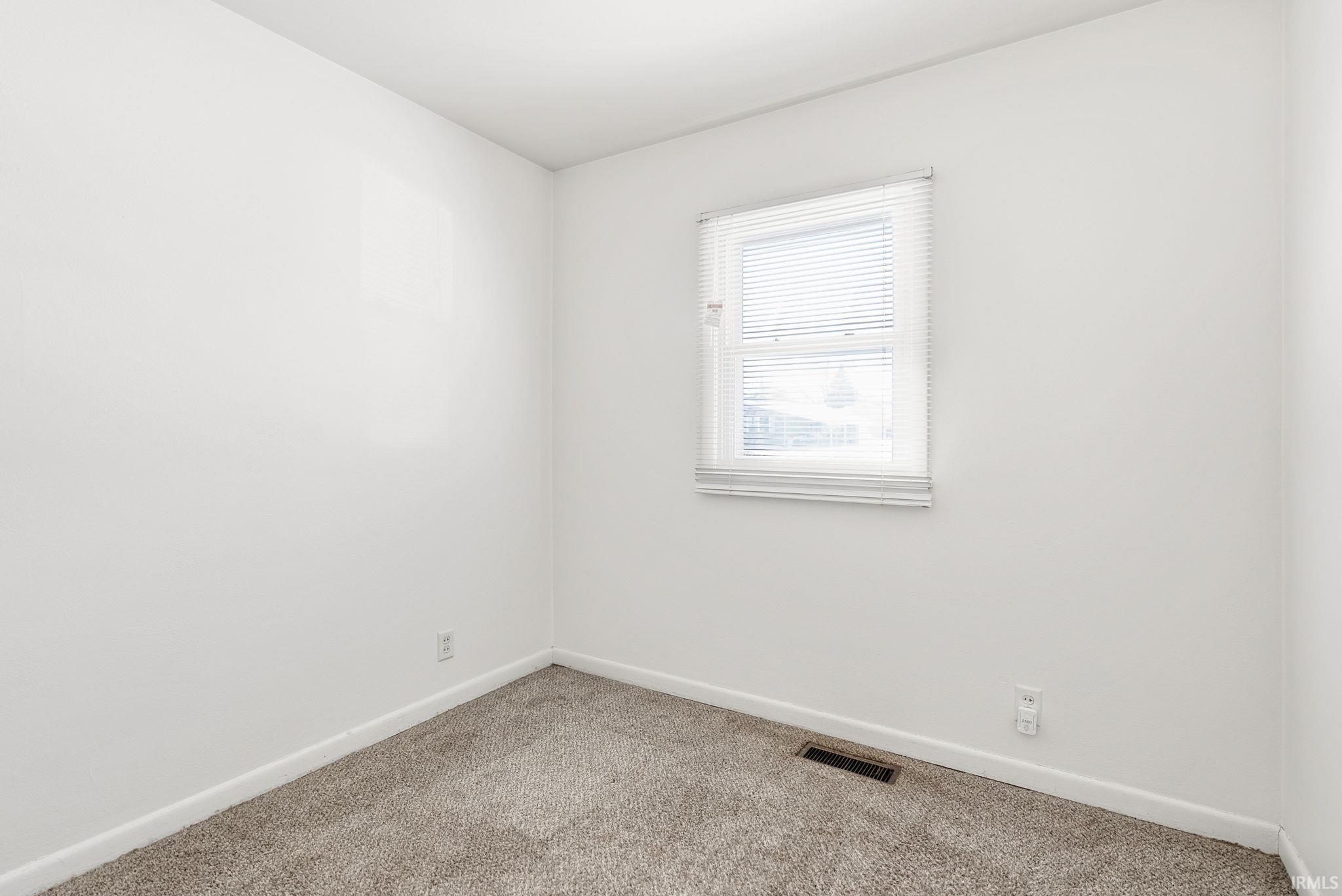 1039 Faurote Avenue Decatur, IN 46733 - Photo 21 of 28