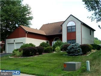 642 Stream Ridge Lane Feasterville-Trevose, PA 19053 - Photo 3 of 5 Gallery Image 3