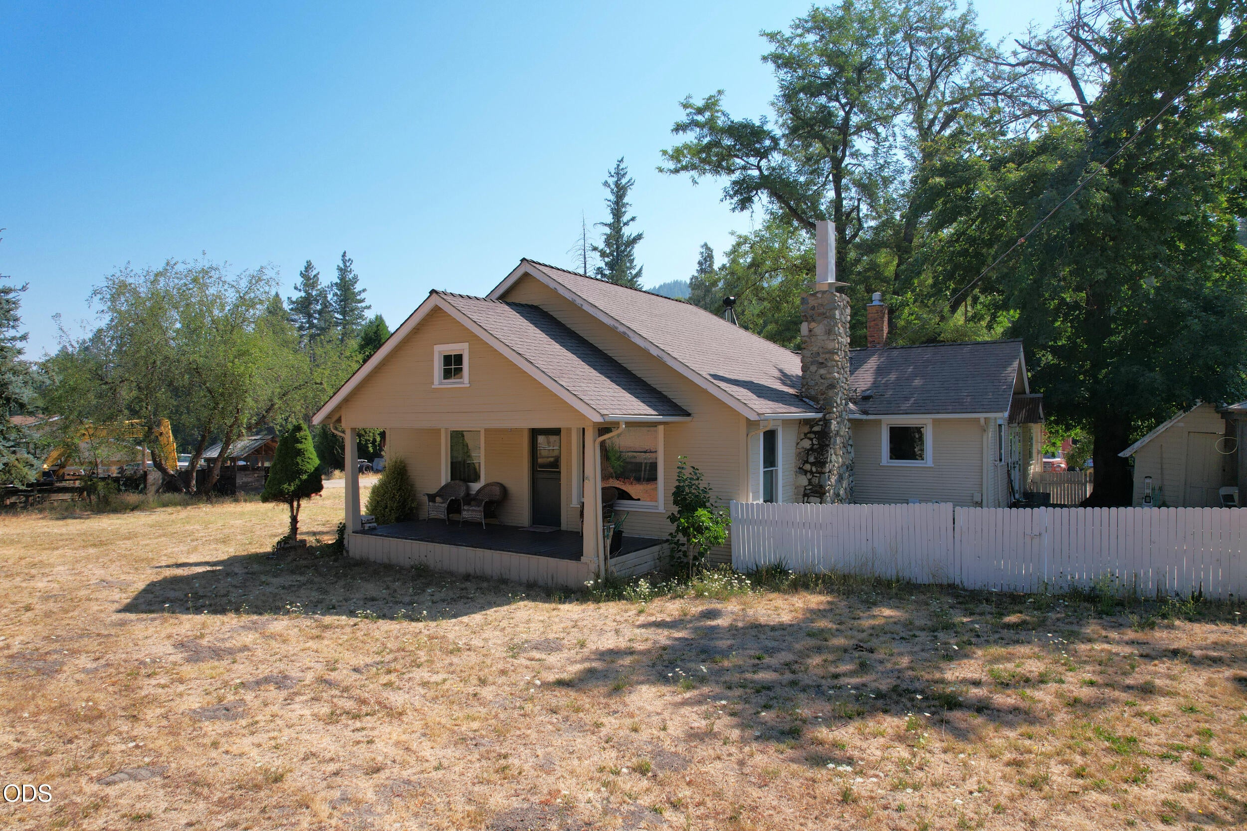 7763 Thompson Creek Road Williams, OR 97544 - Photo 3 of 113 Gallery Image 3
