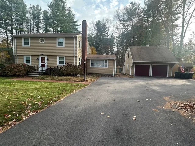 $2,550 | 2 Bow Street, Unit 2, Plainville, MA 02762