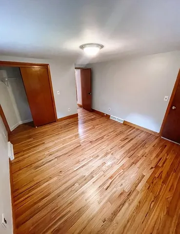 $2,550 | 2 Bow Street, Unit 2, Plainville, MA 02762