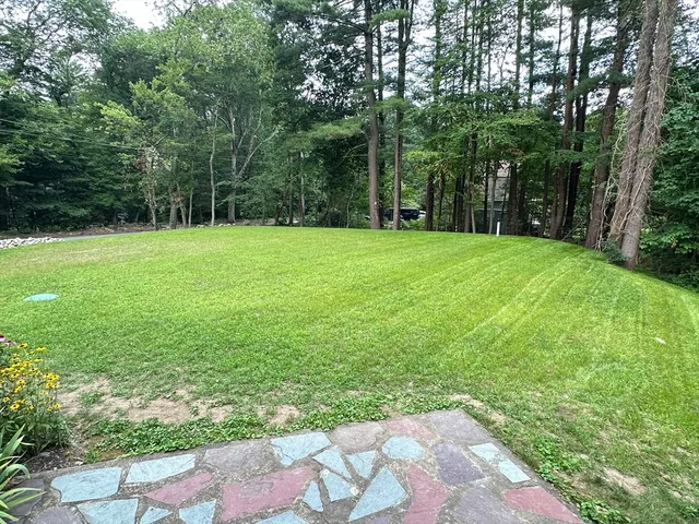 $2,550 | 2 Bow Street, Unit 2, Plainville, MA 02762