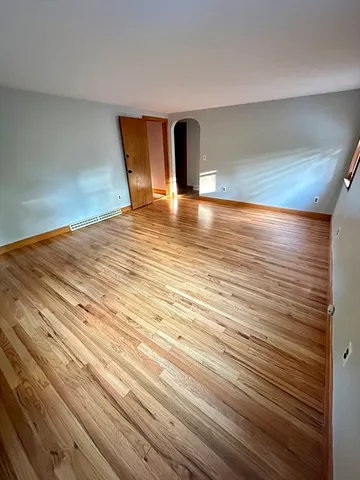 $2,550 | 2 Bow Street, Unit 2, Plainville, MA 02762