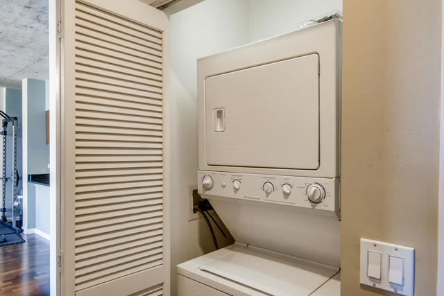 611 South Wells Street, Unit 2305 Chicago, IL 60607 - Photo 20 of 21