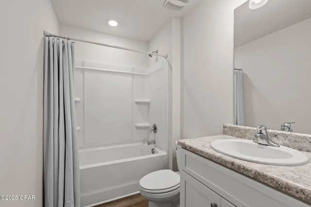 $2,300 | 5132 Rivergrass Drive, Panama City, FL 32404